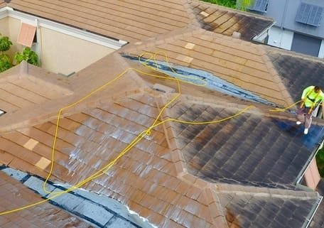 residential roof pressure washing